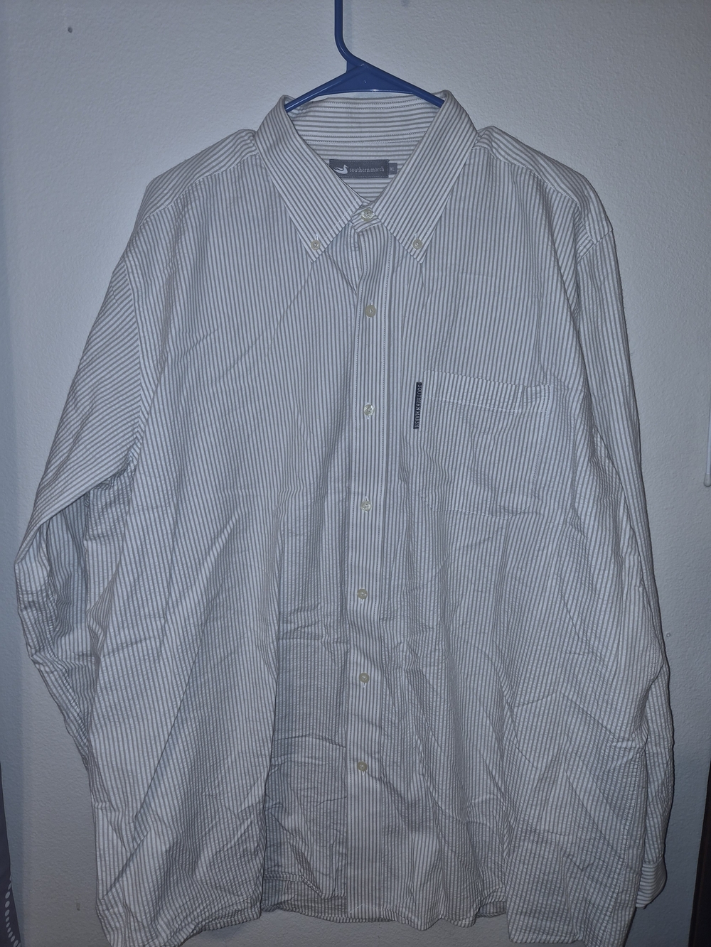 Southern Marsh Men's XL Seersucker Button Shirt Beige White Striped Long Sleeve